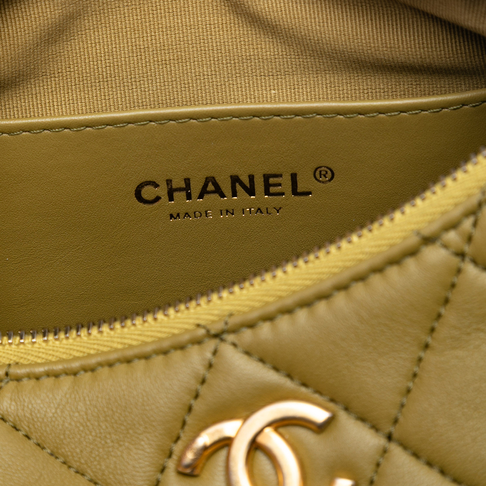 Pre-Loved Chanel Paris Dakar Quilted Lambskin Mixed Chain Hobo - Picture 5 of 7